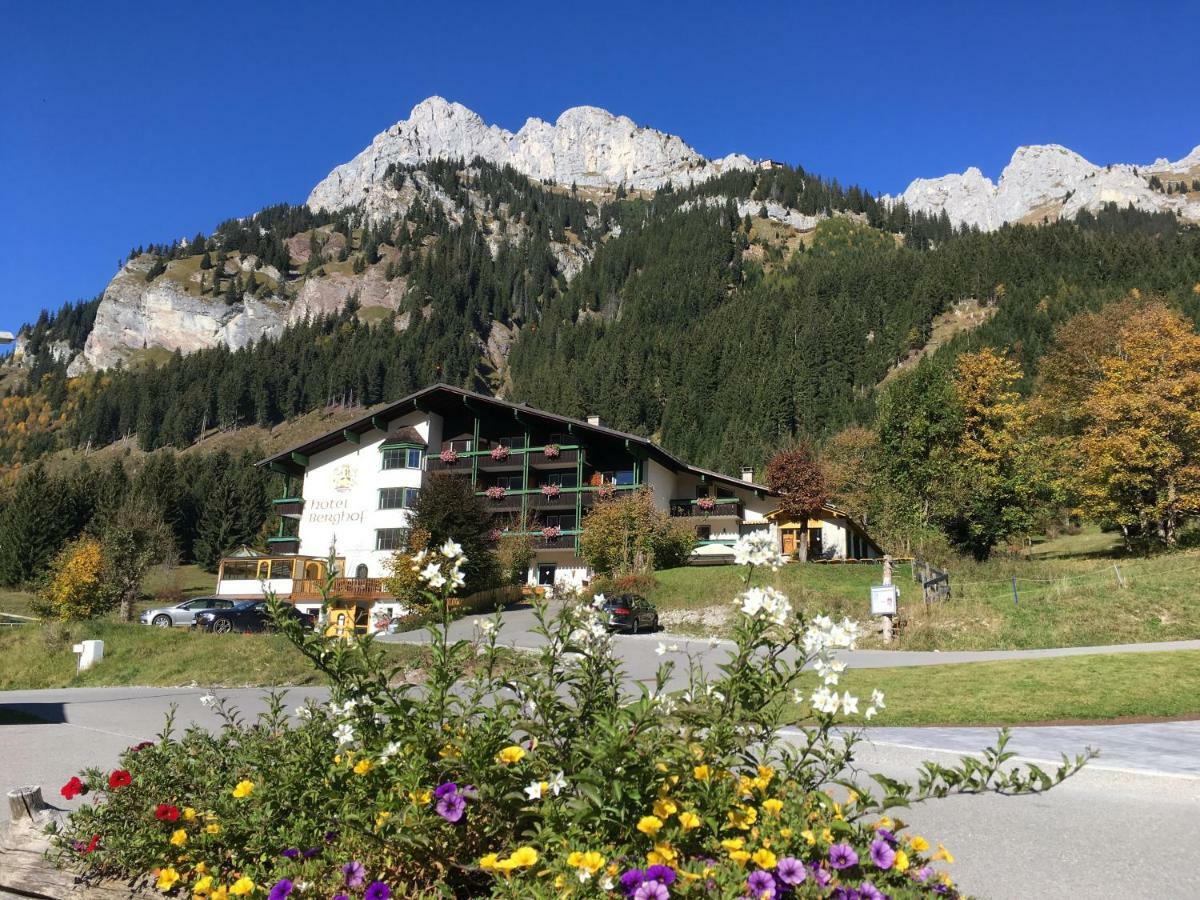 Hotel Berghof Nesselwangle Exterior photo